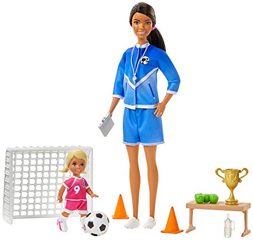 Barbie GJM71 - Fußballtrainerin Spielset mit Puppe (brünett) und Zubehör, Spielzeug ab 3 Jahren von Barbie