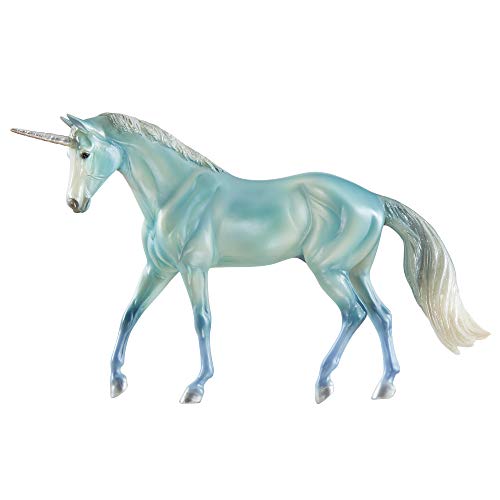 Breyer Horses Freedom Series Le Mer Einhorn | Pferdespielzeug | Maßstab 1:12 | Modell #62060 von Breyer