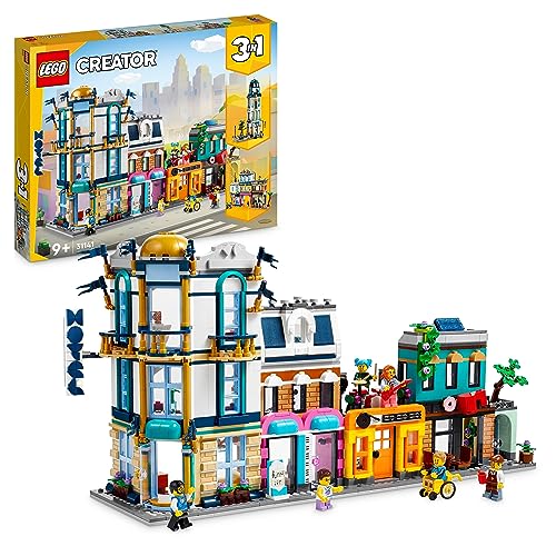LEGO Creator 3-in-1 Hauptstraße zu Art-déco-Hochhaus oder Marktstraße Modellbau-Set, Konstruktionsspielzeug mit Hotel, Café, Wohnungen und Geschäften, Kreativer Modellbausatz 31141 von LEGO