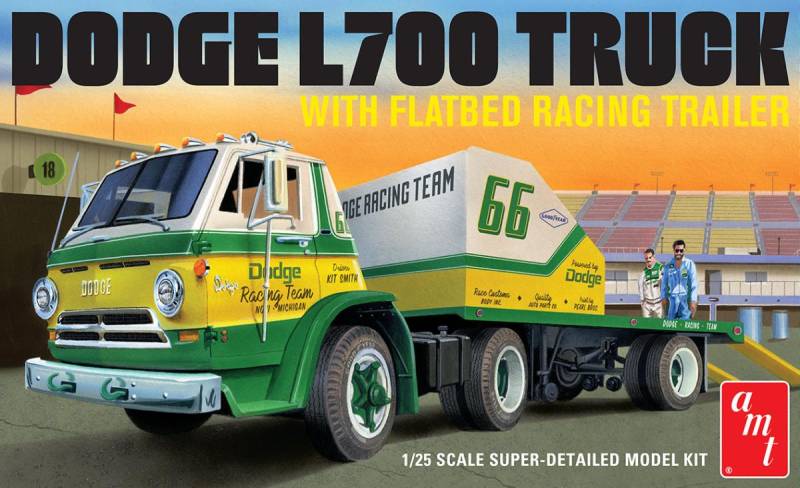 1966 Dodge L700 Truck w/Flatbed Racing Trailer von AMT/MPC