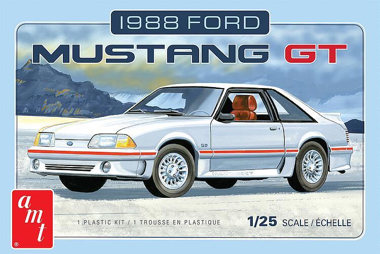 1988er Ford Mustang von AMT/MPC