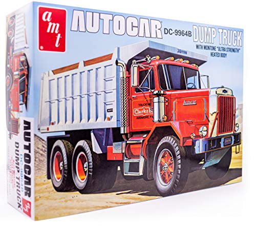 1/25 Autocar Dumping Truck von AMT