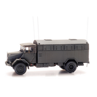 ARTITEC 6870417 H0 MAN 630 L2 A mit Fernmelde Kofferaufbau Bundeswehr Resin Fertigmodell von ARTITEC