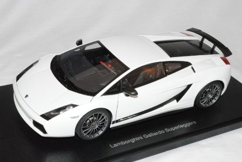 AUTOart Lamborgihini Gallardo Superleggera Weiss 2007 74585 1/18 Modell Auto von AUTOart