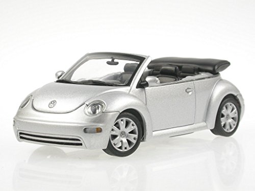 VW New Beetle Cabrio silber Modellauto AutoArt 1:43 von AUTOart