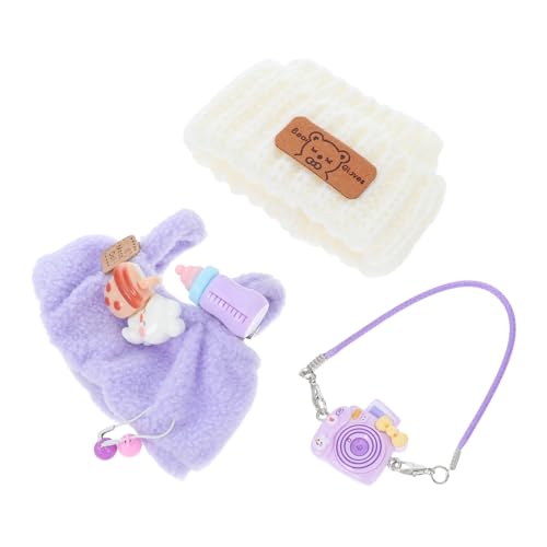 Abaodam Puppenkleidungsset Plüschpuppe mit Weißem Bärenstrickmützchen und Kleinem Kamera Modell Anziehbares Outfit für Rollenspiel und Sammeln Abaodam Puppenkleidungsset Plüschpuppe mit Weißem Bärenstrickmützchen und Kleinem Kamera Modell Anziehbares Outfit für Rollenspiel und Sammeln von Abaodam