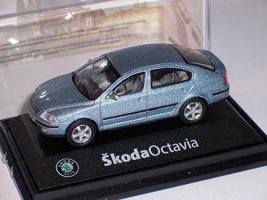 Abrex ?Koda Octavia Limousine 2 ii Hell Metallic Blau Grau 171abd001 1/72 Modellauto Modell Auto von Abrex