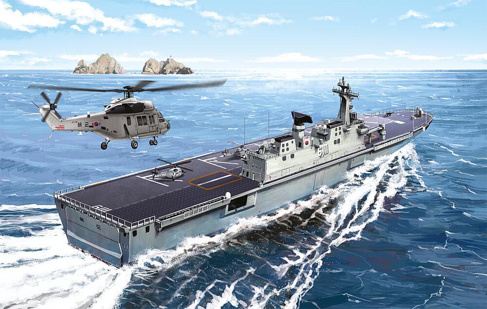 ROK NAVY DOKDO LPH6111 von Academy Plastic Model