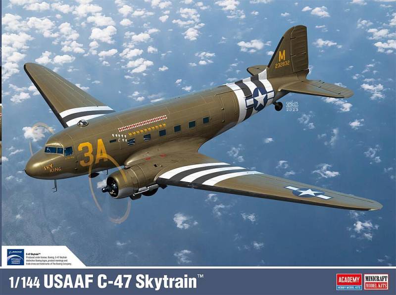 USAAF C-47 Skytrain von Academy Plastic Model