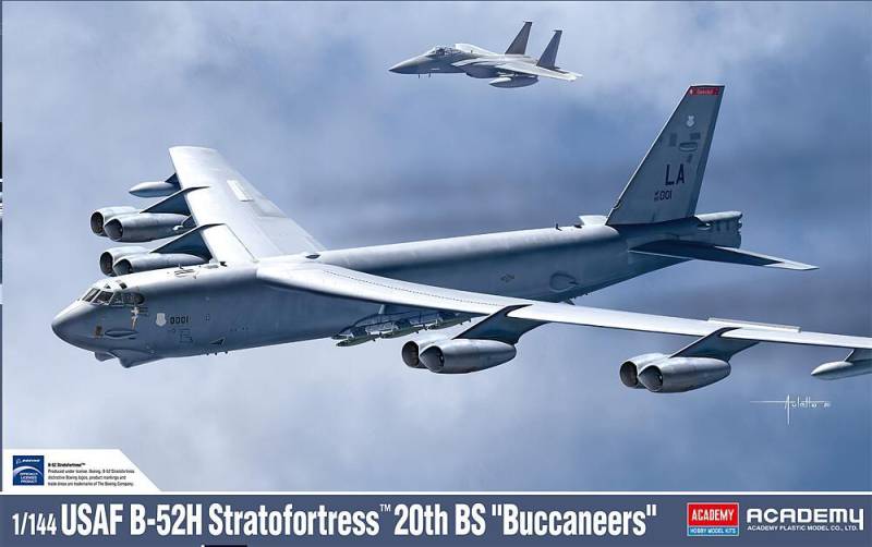 USAF B-52H 20Th Bs Buccaneers von Academy Plastic Model