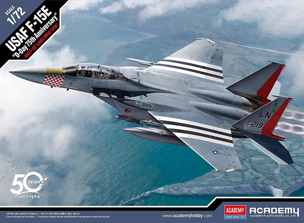 USAF F-15E 75 Jahre D-Day von Academy Plastic Model