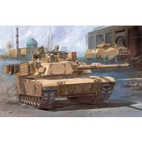 ACADEMY 493430 1:72 USMC M1A1 von Academy