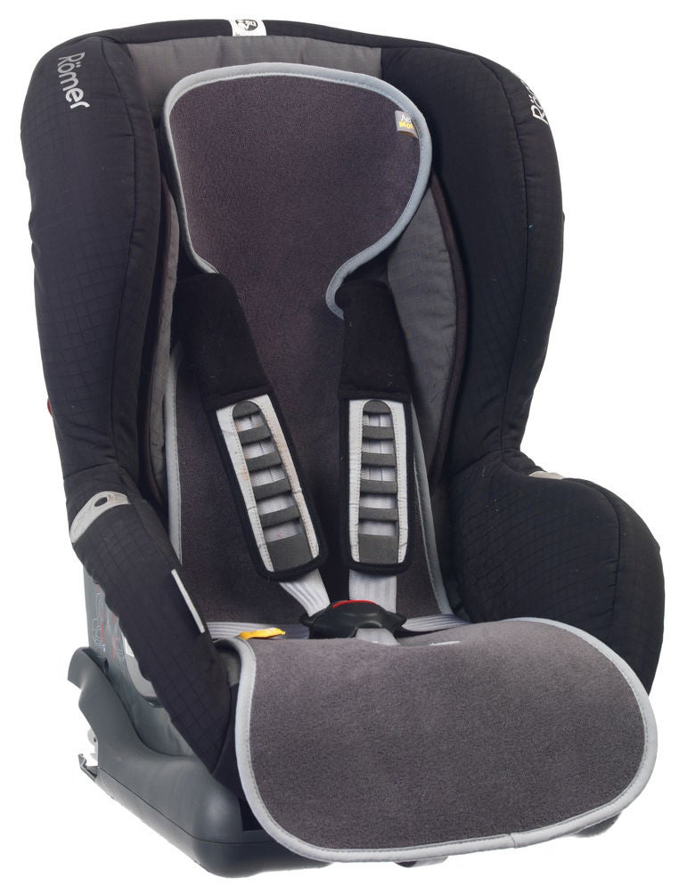 AeroMoov luftdurchlässige Sitzauflage für Kindersitz (9-18 kg), Dunkelgrau von AeroMoov