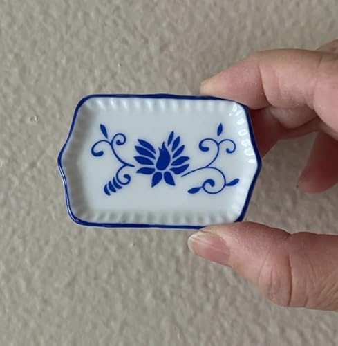 Miniatur Porzellan Tee Serviertablett Blau Weiß Blumenmuster 5,7 x 3,8 cm Maßstab 1:12 Puppenhaus Zubehör von Air-Ads Supplies