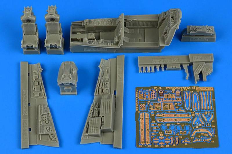 F-4S Phntom II - Cockpit set [Zoukei Mura] von Aires Hobby Models