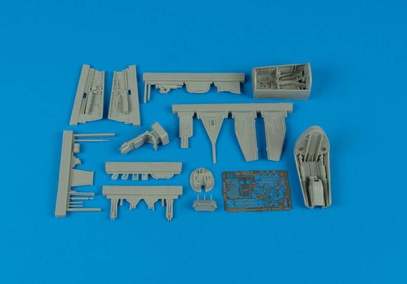 Heinkel He 162 A - Cockpit Set & Wheel Bay [Tamiya] von Aires Hobby Models