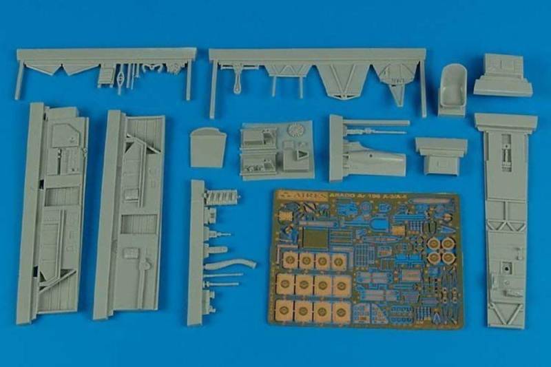 Ar 196A-3/A-4 - Cockpit set [Italeri] von Aires