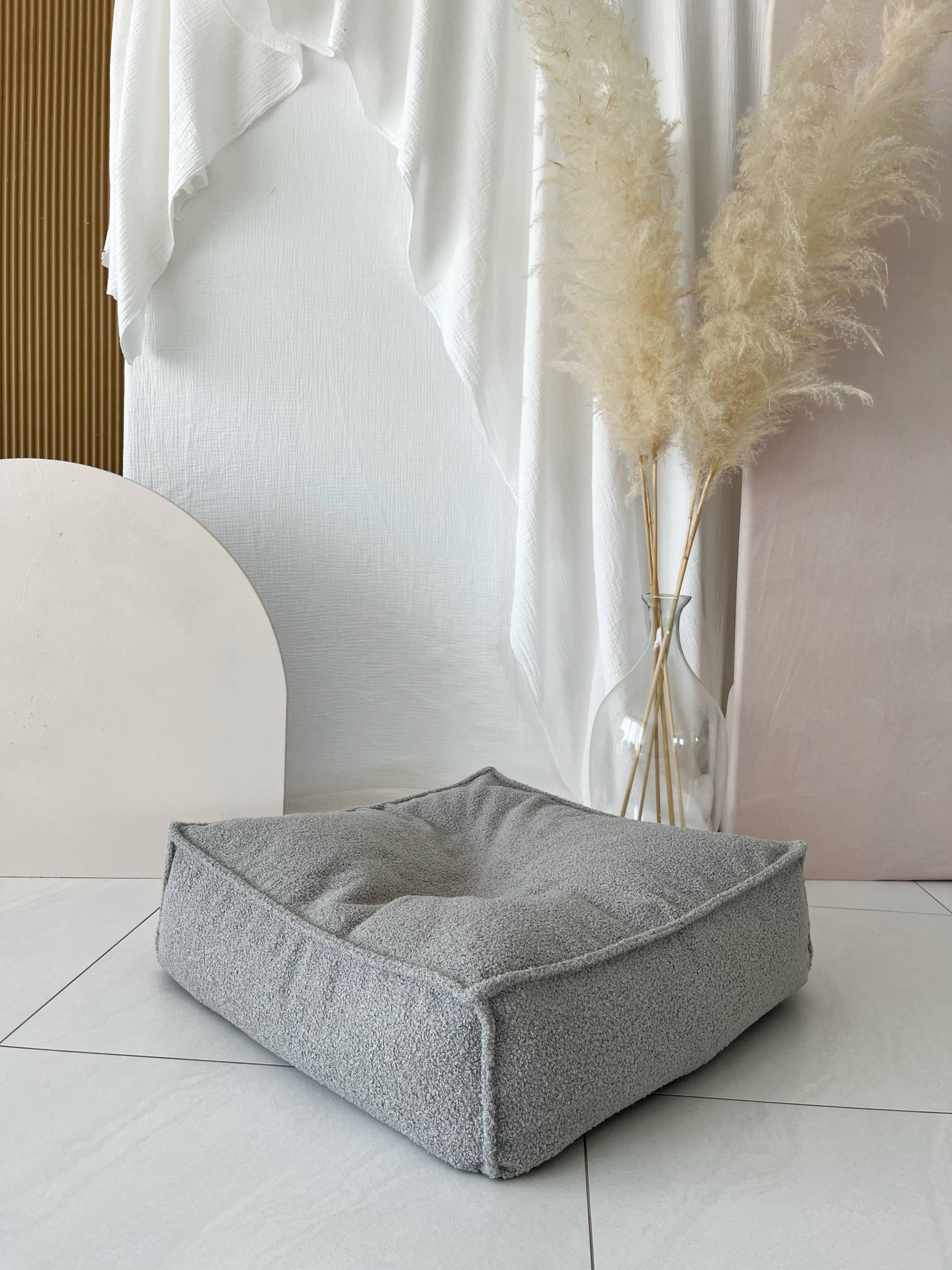 Alice & Fox MISTY Sitzhocker, Grau Alice & Fox MISTY Sitzhocker, Grau von Alice & Fox