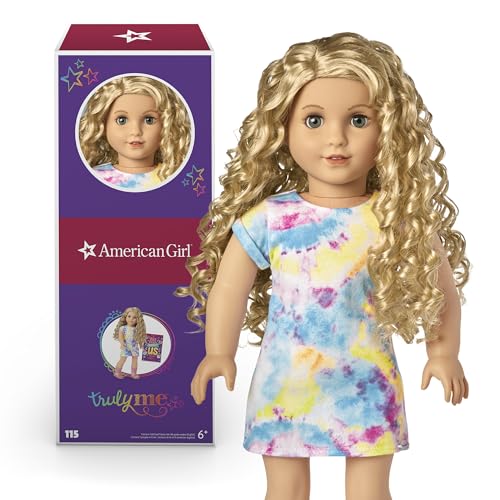 American Girl Truly Me 45,7 cm Puppe #115 mit grauen Augen, lockiges Blondes Haar, helle Haut, Batik-T-Shirt-Kleid, für Kinder ab 6 Jahren von American Girl