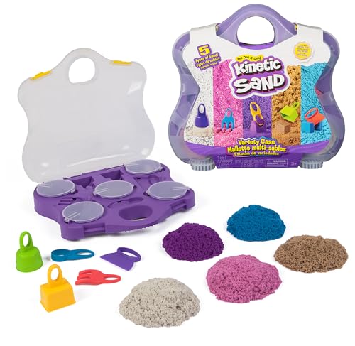 Kinetic Sand Farbspiel Koffer - mit 907 g magischen Sand aus Schweden in 5 Farben und mit 5 Werkzeugen für kreatives Indoor-Sandspiel, für Kinder ab 3 Jahren von Amigo Verlag