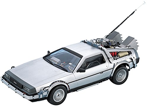 DeLorean DMC 12 Back to the Future in 1:24 Model Kit Bausatz Aoshima 011850 von Aoshima