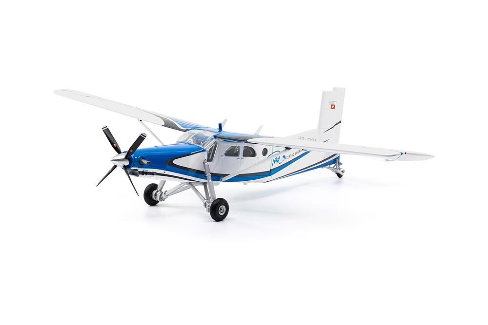 Pilatus PC-6 HB-FKM Para Centro Locarno blau von Arwico Collector Edition