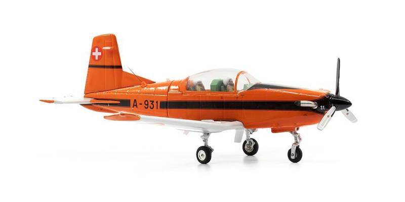 Pilatus PC-7 A-931 Ursprungsbemalung orange von Arwico Collector Edition