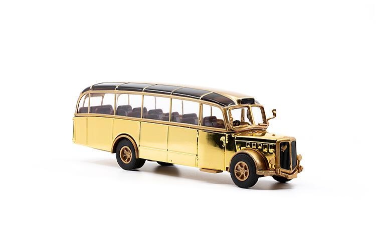 Saurer Alpenwagen IIIa Gold Edition von Arwico Collector Edition