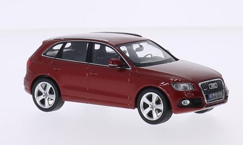 Audi Q5, metallic-dunkelrot, Modellauto, Fertigmodell, Schuco 1:43 von Audi