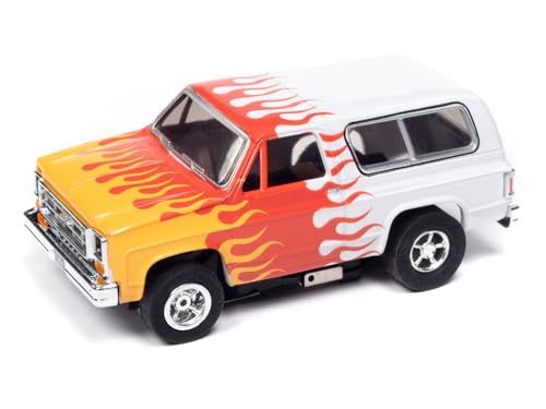 Auto World SC407-3 White with Flames Xtraction 1979 Chevy Blazer HO Scale Electric Slot Car von Auto World