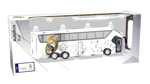 BANDAI Figur Eleven Force Bus Real Madrid Fußballclub - Sammlerstücke zur Ausstellung - Geschenkidee - Spielzeug für Kinder und Erwachsene - Fußballfans EF16256 von BANDAI