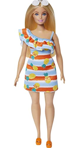 Barbie-Puppe, liebt den Ozean Serie, blonden Haaren, Ananas Kleid, weiße Sonnenbrille, orange Sandalen, inkl Puppe, Geschenk für Kinder 3 Jahre und älter,HLP92 von Barbie