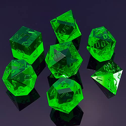 Bescon Crystal Clear (Unpainted) Sharp Edge DND Dice Set of 7, Razor Edged Polyhedral D&D Dice Set for Dungeons and Dragons Role Playing Games, Emerald Color von BESCON DICE