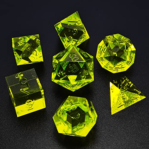 Bescon Crystal Clear (Unpainted) Sharp Edge DND Dice Set of 7, Razor Edged Polyhedral D&D Dice Set for Dungeons and Dragons Role Playing Games, OliveDrab Color von BESCON DICE