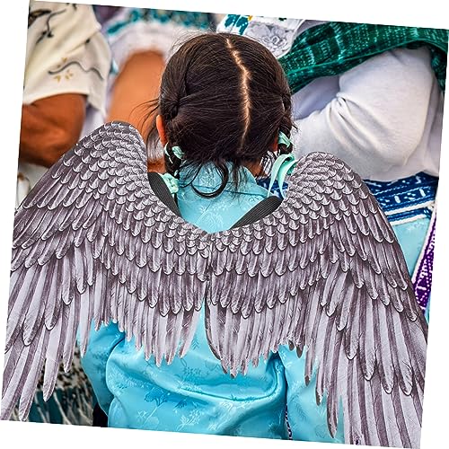 BESTYASH Schwarze Engelsflügel Cosplay Flügel für Halloween Kostüm Bühnenperformance Party Deko Leichte Bequeme Flügel Requisite für Tanz Fotoaccessoire BESTYASH Schwarze Engelsflügel Cosplay Flügel für Halloween Kostüm Bühnenperformance Party Deko Leichte Bequeme Flügel Requisite für Tanz Fotoaccessoire von BESTYASH