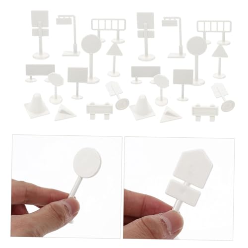 BESTonZON 2 Sätze Verkehrszeichen Mini Verkehrsschilder Lernspielzeug für Straßenverkehrserziehung und Rollenspiele für Kindergarten und Freizeit BESTonZON 2 Sätze Verkehrszeichen Mini Verkehrsschilder Lernspielzeug für Straßenverkehrserziehung und Rollenspiele für Kindergarten und Freizeit von BESTonZON