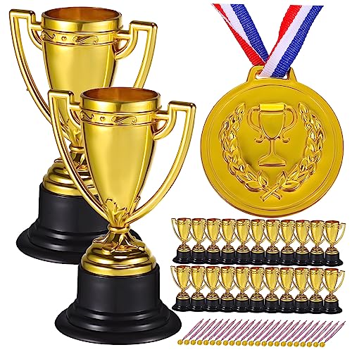 BESTonZON 24 Sätze Mini-Trophäenmedaille Medaillenaufhänger-Display Medaillenmodell Trophäenmodell schöbe bescherung Sport Trophäe Fußball-Trophäe Bowling-Trophäe Plastik Wiederverwendbar von BESTonZON