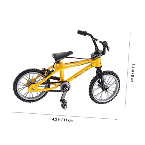 BESTonZON 4 Stück Finger Bike Mini Mountainbike aus Aluminiumlegierung und Kunststoff Robust und Langlebig Stressabbau Finger Toy Buntes Retro Design Geschenk für Freunde und Dekoration BESTonZON 4 Stück Finger Bike Mini Mountainbike aus Aluminiumlegierung und Kunststoff Robust und Langlebig Stressabbau Finger Toy Buntes Retro Design Geschenk für Freunde und Dekoration von BESTonZON