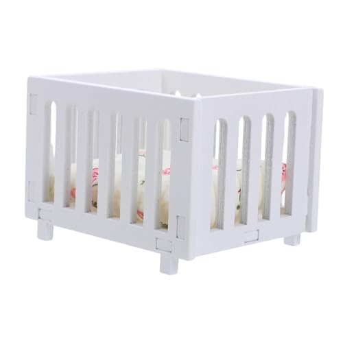 BESTonZON Maßstab Holz Babybett mit Bettwäsche Stabiles DIY Puppenhaus Schlafzimmer Möbel Zubehör Leicht und Einfach zu Reinigen für Miniatur Szenen BESTonZON Maßstab Holz Babybett mit Bettwäsche Stabiles DIY Puppenhaus Schlafzimmer Möbel Zubehör Leicht und Einfach zu Reinigen für Miniatur Szenen von BESTonZON