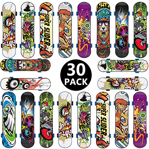 BETOY Fingerskateboard Set, 30pcs Finger Skateboard Professionelle Mini Fingerboards Skatepark Spiel Schlüsselbund Dekoration Geburtstagsgeschenk Geschenk für Kinder von BETOY