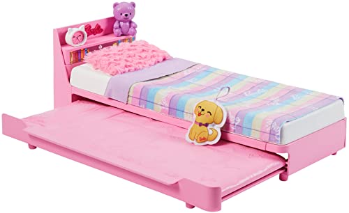 BARBIE Zubehör - Schlafenszeit-Spielset mit Bett, Matratze, Kissen, Decke, Welpenbereich, Teddybär, Wecker, für Kinder ab 3 Jahren, HMM64 von Barbie