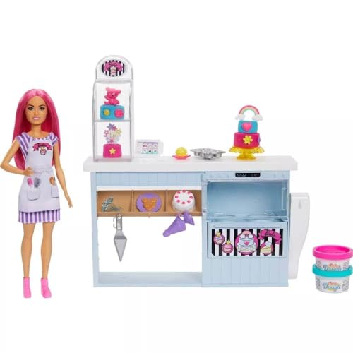 Barbie HGB73 - Tortenbäckerei Spielset mit Puppe (30 cm), Bäckerei, Kuchenherstellungsfunktion, +20 Zubehörteile: 2 Teigbehälter, Spritzbeutel, Dekors, Toppings & mehr, für Kinder ab 3 Jahren von Barbie