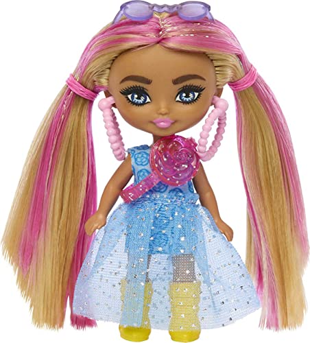 Barbie Extra Mini Mini Doll - Pigtails w/ Pink Streak von Barbie