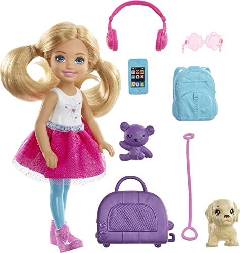 Barbie Chelsea Serie, Chelsea Puppe mit Hund, Leine, Rucksack, Kopfhörer, Sonnenbrille, Handy und mehr Reisezubehör, Geschenk für Kinder, Spielzeug ab 3 Jahre,FWV20 von Barbie