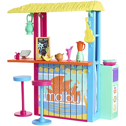 Barbie GYG23 - Loves The Ocean Strandhüttenspaß Spielset mit mehr als 18 Zubehörteilen aus recyceltem Kunststoff, Spielzeug Geschenk für Kinder von 3 bis 7 Jahren von Barbie