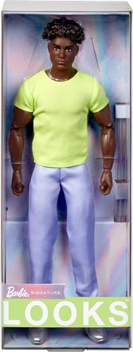 Barbie Looks Ken-Puppe, Sammelfigur Nr. 25 mit lockigen, schwarzen Haaren und moderner Y2K-Mode, Chartreuse-T-Shirt und pastellfarbener Hose mit silberfarbenen Stiefeln, HRM17 von Barbie