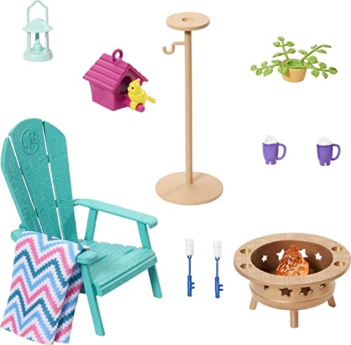 Barbie Möbel- und Zubehör-Set, Barbie Puppenhaus-Dekoration für Garten, Terrasse, Lagerfeuer, Vogelfutterhaus und Nistkästen, Spielzeug und Geschenke für Kinder von Barbie