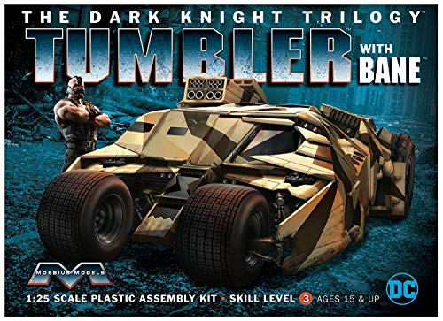 Moebius mmk967 Maßstab 1: 25 "Dark Knight und Tumbler Model Kit mit Bane Figur von Batman