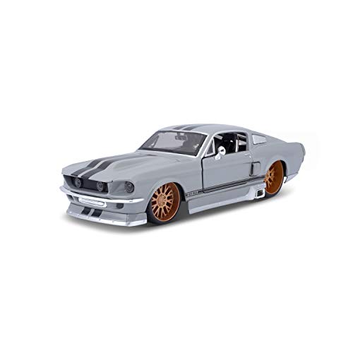 Bauer Spielwaren 31094-00000002 Maisto AllStars Ford Mustang: Originalgetreues Modellauto mit Türen und Motorhaube zum Öffnen,Maßstab 1:24, Fertigmodell, 20 cm, Farbe/Design kann variieren (531094) von Bauer Spielwaren