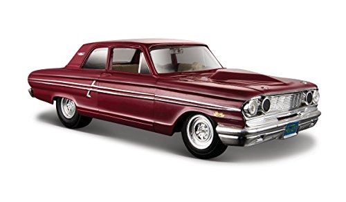 Maisto Ford Fairlane Thunderbolt ´64: Originalgetreues Modellauto 1:24, Türen und Motorhaube zum Öffnen, Fertigmodell, 20 cm, maroon (531957) von Bauer Spielwaren